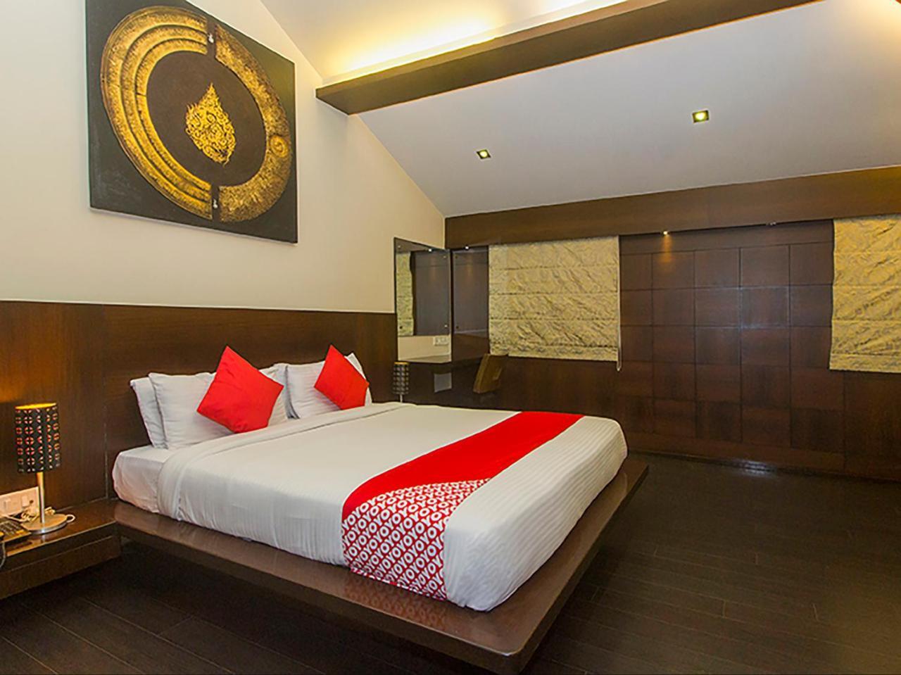 Oyo 8860 Hotel Welcome Mumbai Bagian luar foto